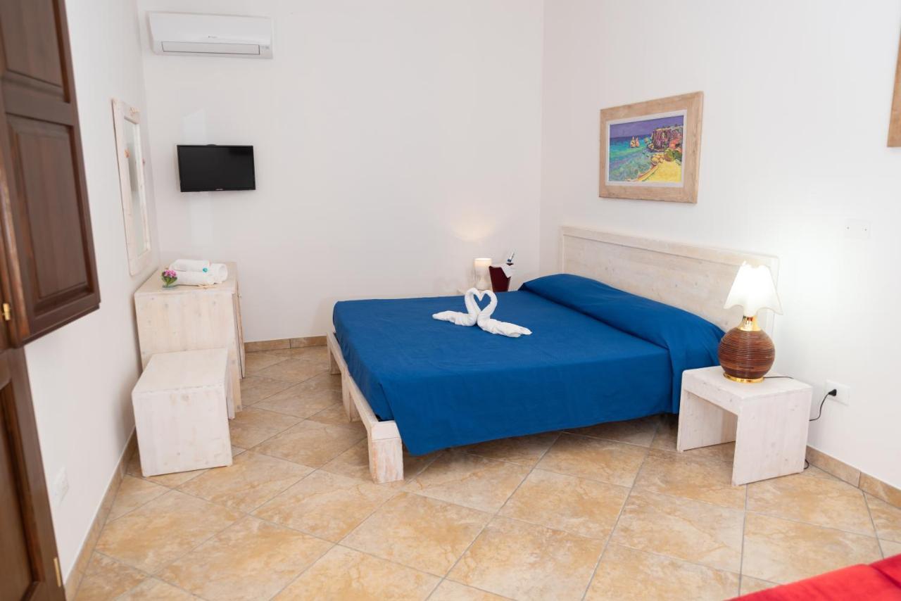 Agriturismo Villa Tommaso Torre dell'Orso Luaran gambar