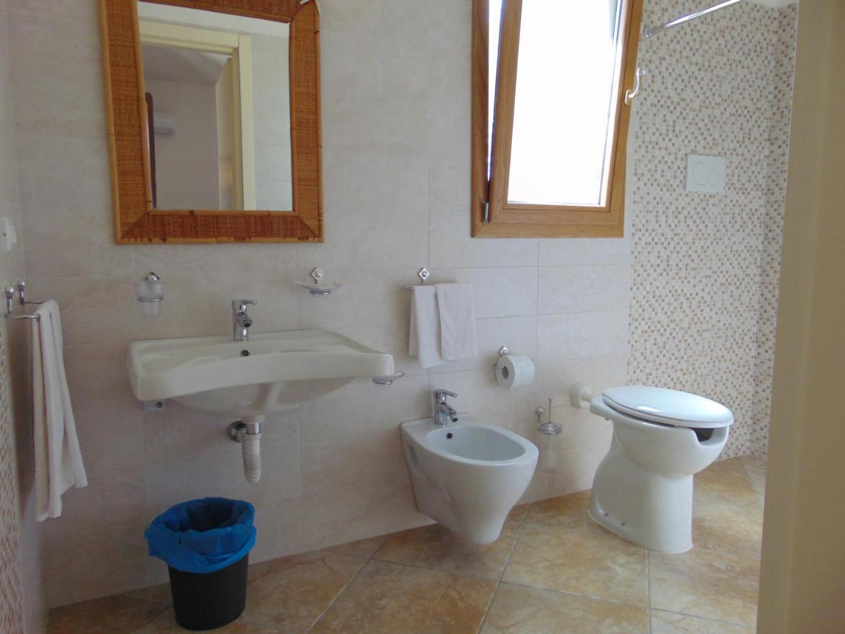 Agriturismo Villa Tommaso Torre dell'Orso Luaran gambar