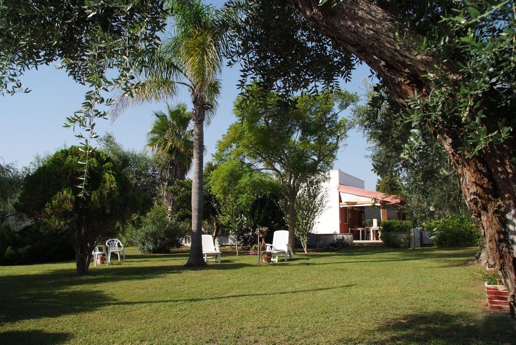 Agriturismo Villa Tommaso Torre dell'Orso Luaran gambar